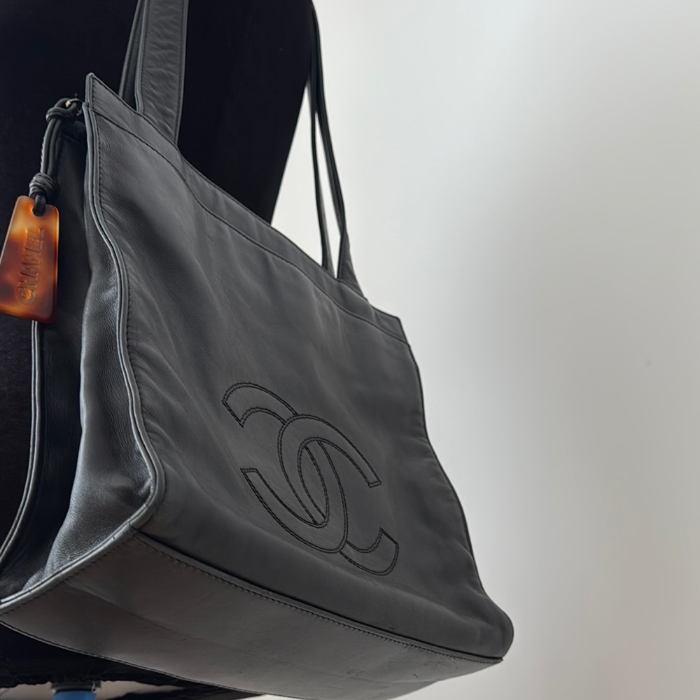 Chanel Rare Vintage Black Leather Shoulder Bag